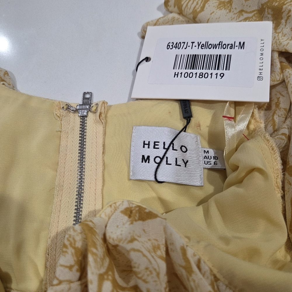 Hello Molly Lemon Print Ruffle Blouse Size M. - Picture 2 of 11